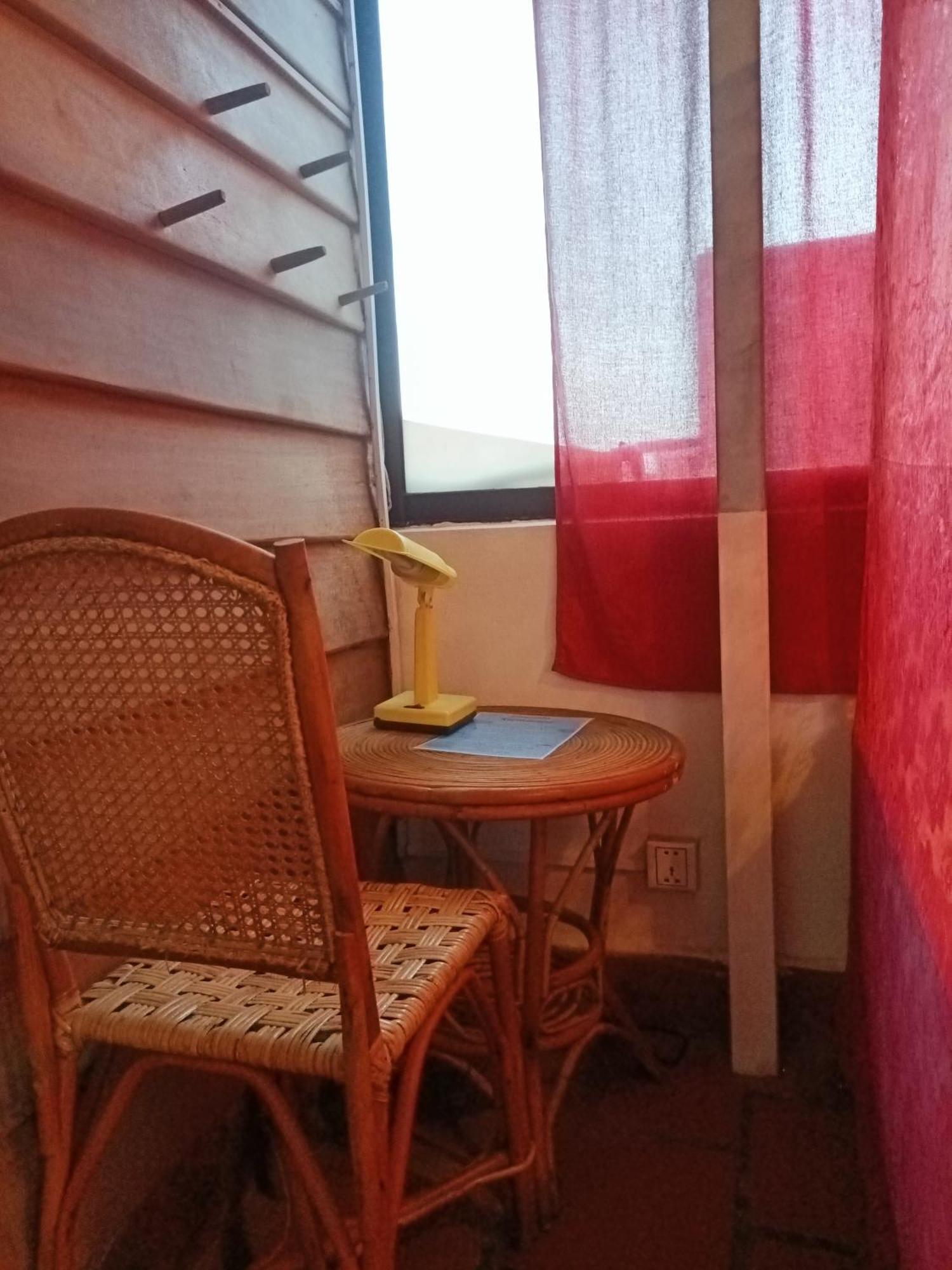 Ganesha Hostel Battambang Habitación foto